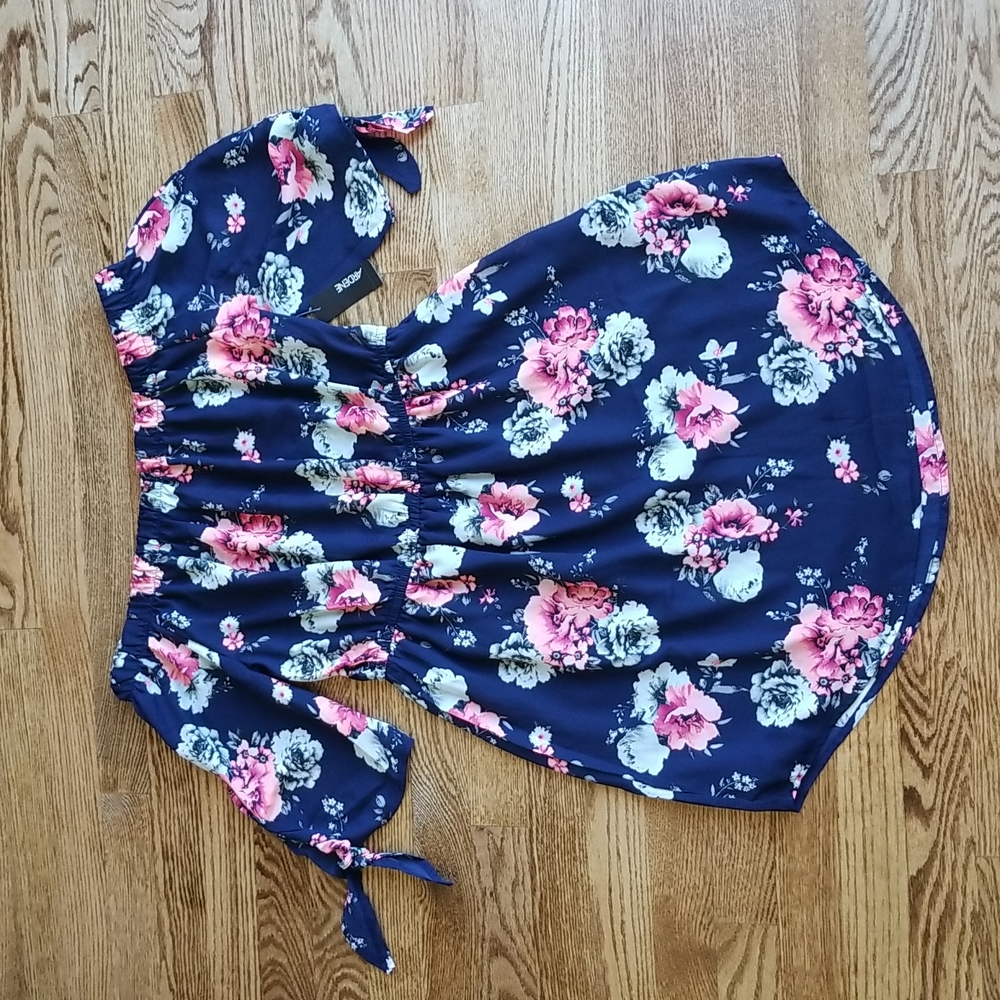 (M) NWT Ardene Floral Print Cold Shoulder Dress Summer Bohemian Indie Vacation